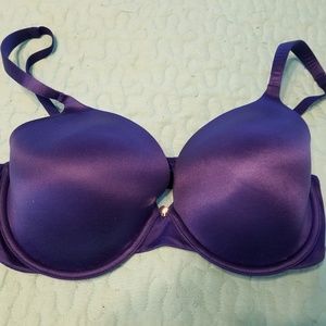 Victoria's Secret Lined Perfect Coverage bra